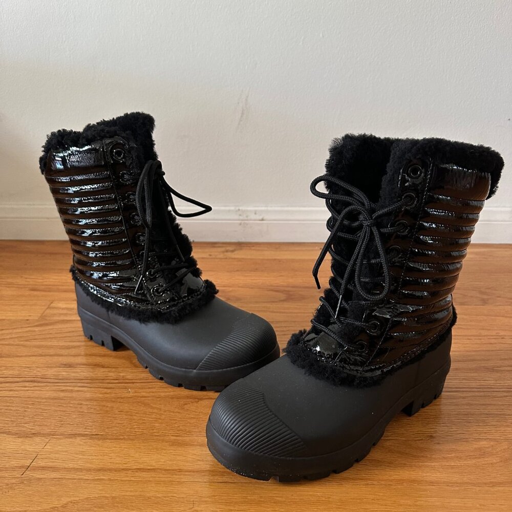 Hunter Women’s Black Original Patent Leather Shearling Lined Lace-up Boot - Picture 3 of 6